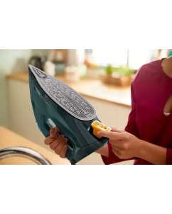 Купить Утюг Philips DST7050/70 зеленый  в E-mobi