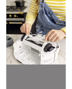 Купить Робот-пылесос Karcher RCV 2 белый  в E-mobi