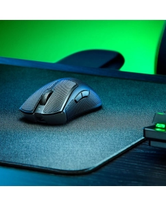 Купить Беспроводная игровая мышь Razer DeathAdder V3 Pro черный (RZ01-04630100-R3G1)  в E-mobi