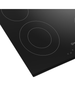 Купить Встраиваемая варочная панель электрическая Indesit IRT 260 B черный  в E-mobi