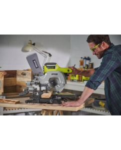 Купить Аккумуляторная торцовочно-усовочная пила Ryobi ONE+ R18MS216-0 5133003597  в E-mobi