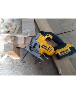 Купить Аккумуляторный лобзик DEWALT 18.0 В XR DCS331N  в E-mobi