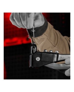 Купить Заклепочник литой, 260 мм, с набором заклепок, заклепки 2,4-3,2-4,0-4,8 мм MATRIX 40552  в E-mobi