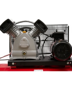 Купить Поршневой компрессор Rossvik 420л/мин, 10бар, ресивер 200л, 380В/2,2кВт СБ4/С-200.LB30  в E-mobi