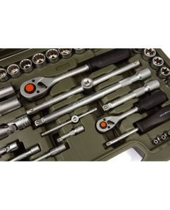 Купить Набор двенадцатигранных головок с принадлежностями Дело Техники 1/4", 1/2" 108 предметов 622808  в E-mobi