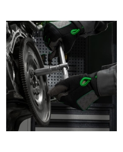 Купить Набор инструментов СИБРТЕХ 1/2", 3/8", 1/4", пластиковый кейс 215 предм. 14170  в E-mobi