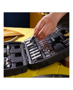 Купить Набор торцевых головок и ключей DELI dl1032 1/2", муфты из стали 50bv30 Cr-V, высококачественная пластиковая коробка, 32 шт. 104461  в E-mobi