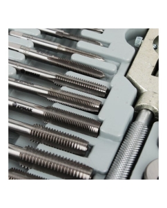 Купить Набор метчиков и плашек ЕРМАК 31 предмет М3-М12 657-003  в E-mobi