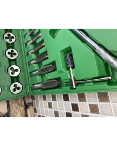 Купить Набор плашек и метчиков Резолюкс 45 предметов 20245  в E-mobi