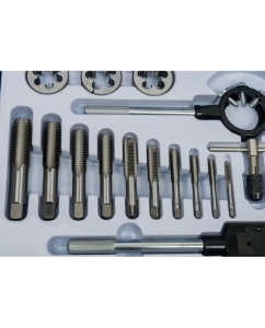 Купить Набор для нарезания резьбы БМ 45 предметов, металлический футляр 650145  в E-mobi