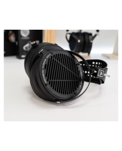 Купить Audeze LCD-2 Classic  в E-mobi