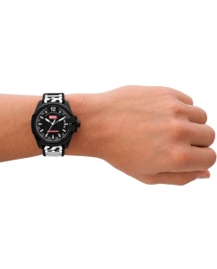 Купить Наручные часы Diesel DZ4653  в E-mobi