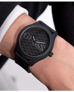 Купить Наручные часы Guess GW0780G3  в E-mobi