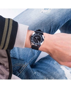 Купить Наручные часы Guess GW0494G1  в E-mobi