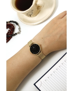 Купить Наручные часы Daniel Wellington Petite 28 Evergold G Black  в E-mobi