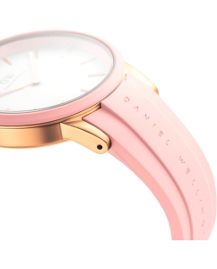 Купить Наручные часы Daniel Wellington Iconic Motion Pastel Pink (10 ATM) 32 RG White  в E-mobi