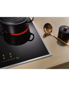 Купить Встраиваемая варочная панель электрическая Miele KM 6520 FR черный  в E-mobi