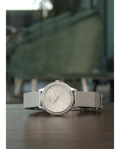 Купить Наручные часы Guess W0647L6  в E-mobi