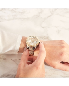 Купить Наручные часы Guess W1156L5  в E-mobi