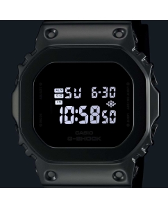 Купить Японские наручные часы Casio G-SHOCK GM-S5600U-1 с хронографом  в E-mobi