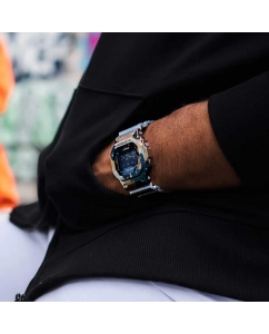 Купить Японские наручные часы Casio G-SHOCK GM-5600SS-1 с хронографом  в E-mobi