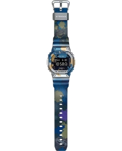 Купить Японские наручные часы Casio G-SHOCK GM-5600SS-1 с хронографом  в E-mobi