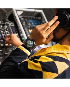 Купить Японские наручные часы Casio G-SHOCK GM-110MF-1A с хронографом  в E-mobi