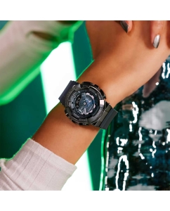 Купить Японские наручные часы Casio G-SHOCK GM-S110B-8A с хронографом  в E-mobi