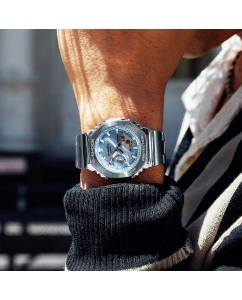 Купить Японские наручные часы Casio G-SHOCK GM-2110D-2A с хронографом  в E-mobi