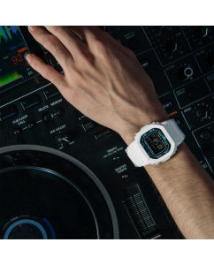 Купить Японские наручные часы Casio G-SHOCK DW-B5600SF-7 с хронографом  в E-mobi