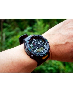 Купить Японские наручные часы Casio Pro Trek PRT-B50-1ER с хронографом  в E-mobi