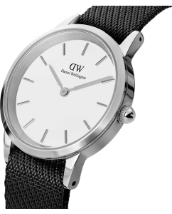 Купить Наручные часы Daniel Wellington Iconic 40 Black Nato S White  в E-mobi