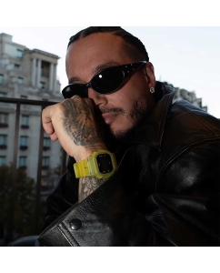 Купить Японские наручные часы Casio G-SHOCK DWE-5600JB-1A9 с хронографом  в E-mobi