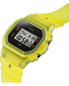 Купить Японские наручные часы Casio G-SHOCK DWE-5600JB-1A9 с хронографом  в E-mobi