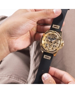 Купить Наручные часы Guess GW0537G2  в E-mobi