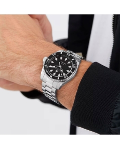 Купить Швейцарские наручные часы Gucci YA136353  в E-mobi