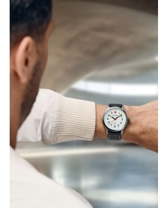 Купить Швейцарские наручные часы Wenger 01.0541.126  в E-mobi