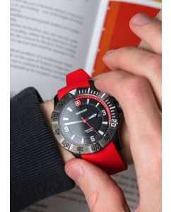 Купить Швейцарские наручные часы Wenger 01.0641.144  в E-mobi