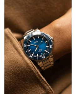 Купить Швейцарские механические наручные часы Oris 01-400-7790-4135-07-8-23-02PEB  в E-mobi