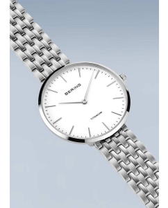 Купить Титановые наручные часы Bering ber-19334-004  в E-mobi