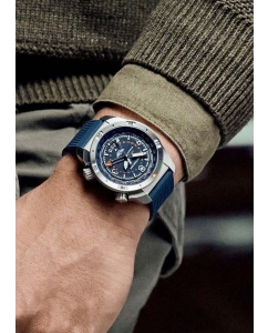 Купить Швейцарские механические наручные часы Victorinox 242003  в E-mobi