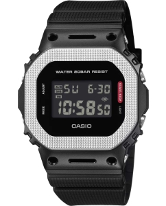 Купить Японские наручные часы Casio G-SHOCK GM-5600BM-1 с хронографом в E-mobi