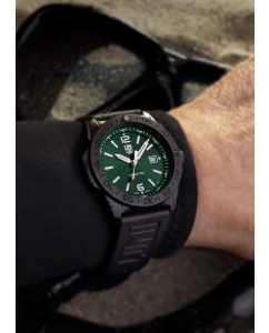 Купить Наручные часы Luminox XS.3137.B Pacific Diver 3120 Series  в E-mobi