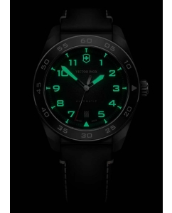 Купить Швейцарские механические наручные часы Victorinox 242044  в E-mobi