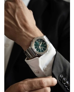 Купить Японские наручные часы Casio G-SHOCK GM-2110D-3A1 с хронографом  в E-mobi