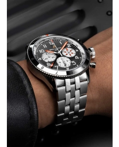 Купить Швейцарские механические наручные часы Breitling YB04451A1B1A1 с хронографом  в E-mobi