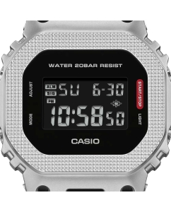 Купить Японские наручные часы Casio G-SHOCK GM-5600M-1 с хронографом  в E-mobi