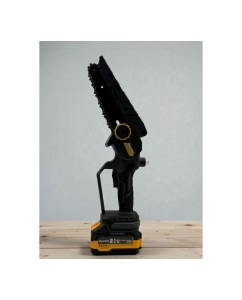 Купить Бесщеточная цепная пила BlackWeld 21V 3.0Ah 150249 в E-mobi