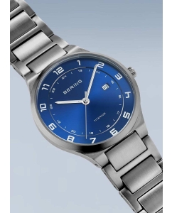 Купить Титановые наручные часы Bering ber-15139-707  в E-mobi