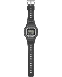 Купить Японские наручные часы Casio G-SHOCK DW-5600RGM-1 с хронографом  в E-mobi